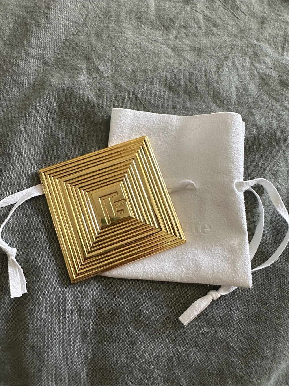 Balmain Beauty Compact Pocket Mirror Gold Tone Logo New
